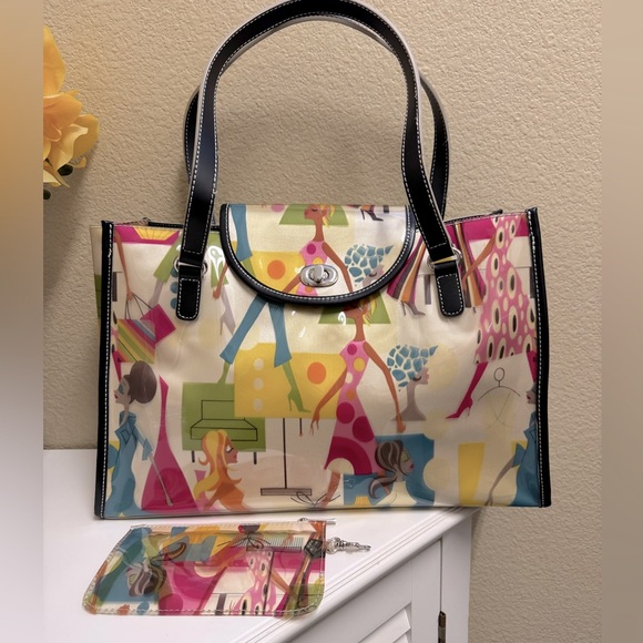 MAXX NEW YORK - 50’s Inspired, MCM, Fashionista Vinyl Tote & Matching Coin Purse - Picture 1 of 11